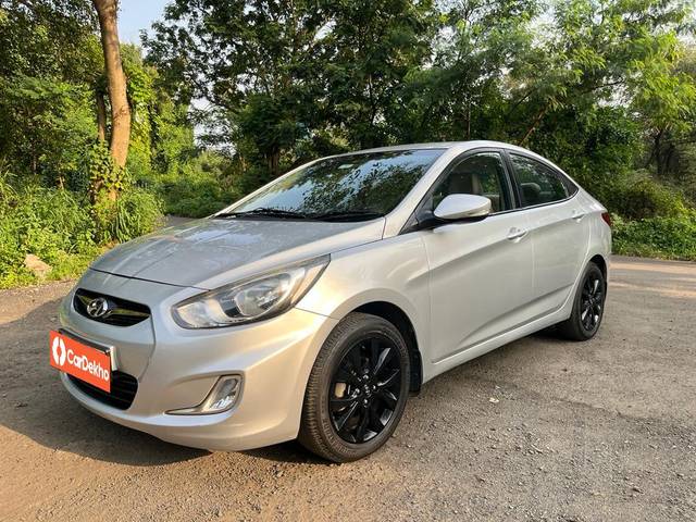 https://images10.gaadi.com/usedcar_image/3628122/original/processed_img2894749__used_car_2894749_1697633917.jpg?imwidth=6400