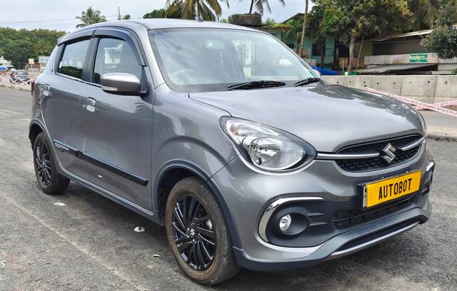 https://images10.gaadi.com/usedcar_image/3628151/original/585513__front_right_view-20230908215830.jpeg?imwidth=6400
