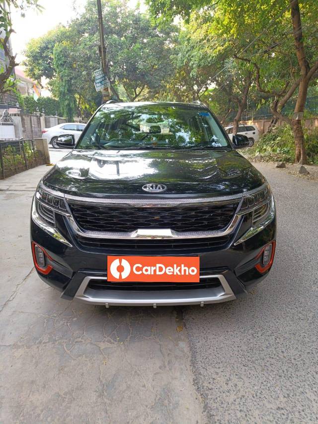 https://images10.gaadi.com/usedcar_image/3628312/original/processed_img2894884__usedcar_whatsappimage2023_10_21at32724pm_2894884_1697885969.jpeg?imwidth=6400