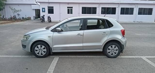 https://images10.gaadi.com/usedcar_image/3628355/original/11__VCC_IMG_1697026472078_1803024_95_1697026992.jpg?imwidth=6402