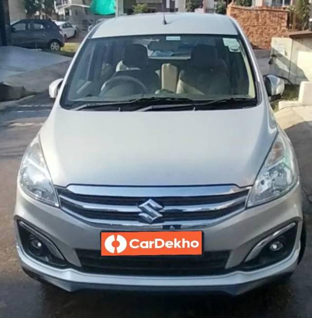 https://images10.gaadi.com/usedcar_image/3628759/original/processed_e7f376eb-8360-4086-875e-5137aa90264d.jpg?imwidth=6401