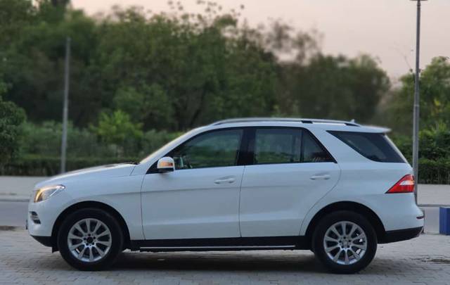 https://images10.gaadi.com/usedcar_image/3628817/original/img2894995__used_car_2894995_1697689159.jpg?imwidth=6401