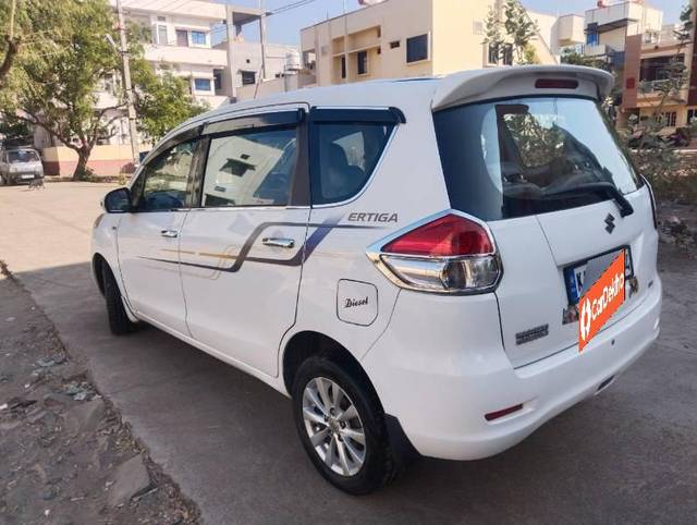 https://images10.gaadi.com/usedcar_image/3628842/original/processed_455a6db5-c3af-44eb-8eba-5f5d6feefaec.jpg?imwidth=6401