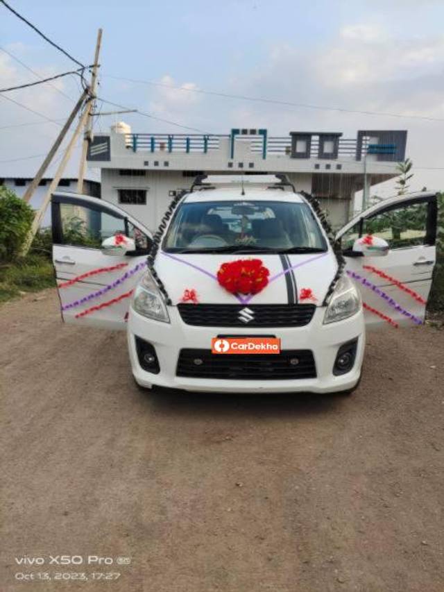 https://images10.gaadi.com/usedcar_image/3628842/original/processed_5c7c4406-b4e9-48fc-89af-4fd8ae769e47.jpg?imwidth=6402