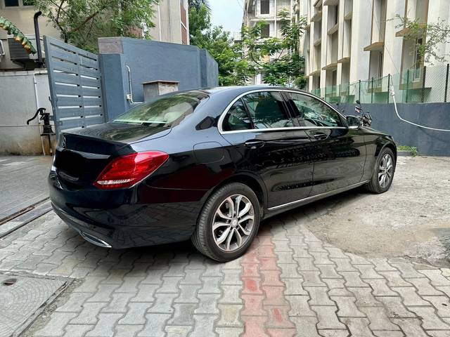 https://images10.gaadi.com/usedcar_image/3628857/original/img2895005__used_car_2895005_1698312879.jpg?imwidth=6401