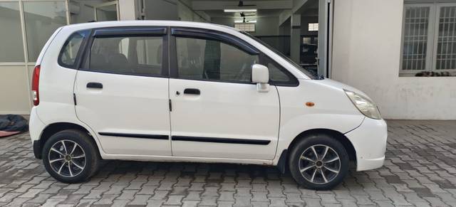 https://images10.gaadi.com/usedcar_image/3628863/original/img2895007__usedcar_whatsappimage2023_10_10at33452pm_63411697691288_1697691436.jpeg?imwidth=6401