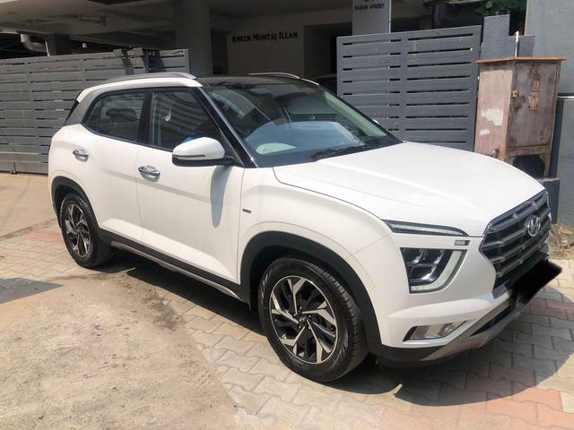 https://images10.gaadi.com/usedcar_image/3628931/original/processed_img2895041__used_car_2895041_1697693992.jpg?imwidth=6400
