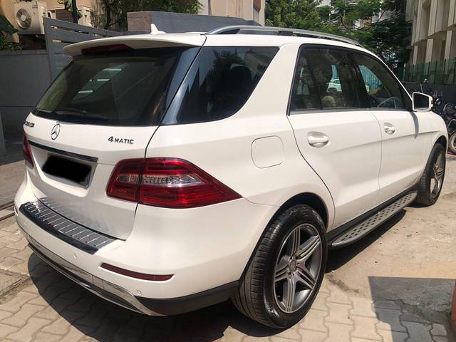 https://images10.gaadi.com/usedcar_image/3628974/original/processed_img2895061__used_car_2895061_1697695623.jpg?imwidth=6401