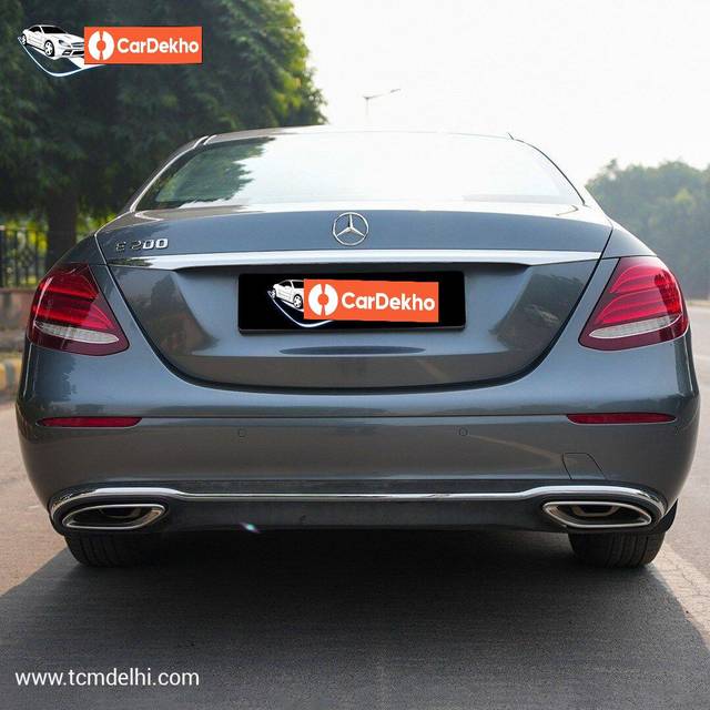 https://images10.gaadi.com/usedcar_image/3629217/original/processed_img2895227__used_car_2895227_1698828917.jpg?imwidth=6402