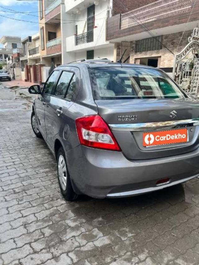 https://images10.gaadi.com/usedcar_image/3629235/original/processed_d6250f11-e4d0-4d90-92e2-6c3df34c1185.jpg?imwidth=6401