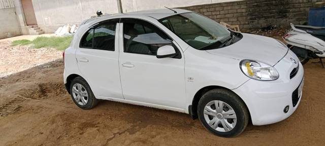 https://images10.gaadi.com/usedcar_image/3629288/original/processed_bf253367-82b1-40aa-92c9-dace6bd752e7.jpg?imwidth=6401