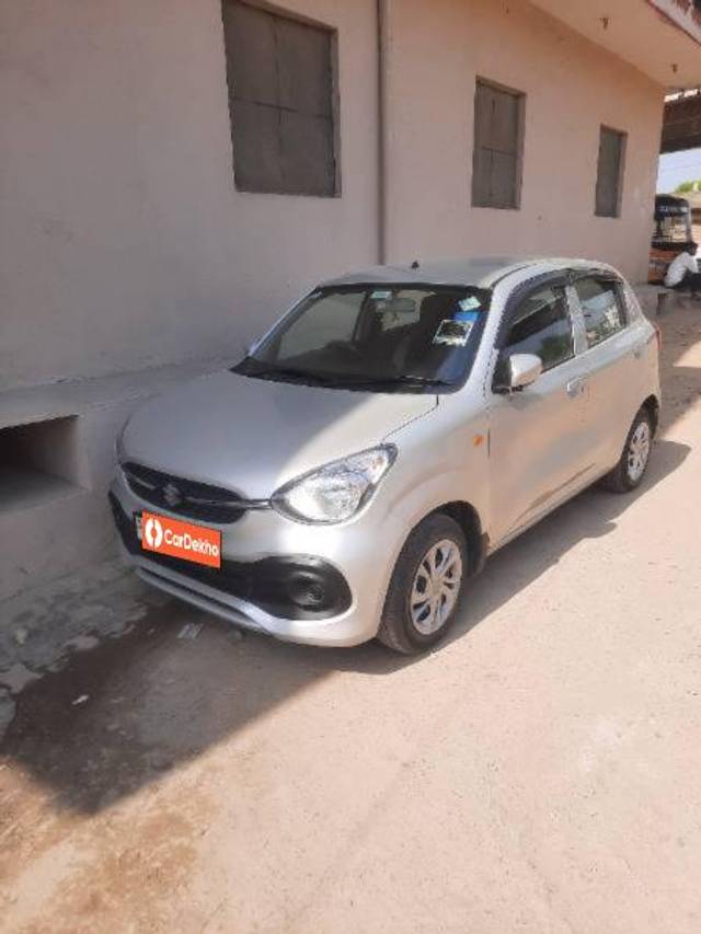 https://images10.gaadi.com/usedcar_image/3629317/original/processed_8400e34b-97a0-4e05-8863-46f2a2842a7a.jpg?imwidth=6400
