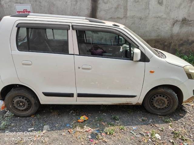 https://images10.gaadi.com/usedcar_image/3629529/original/processed_a40a6c00-f2a8-45dc-8428-945c809f53e0.jpg?imwidth=6401