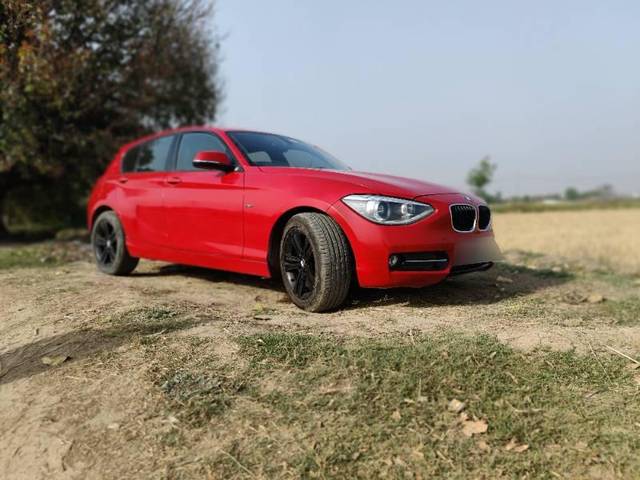 https://images10.gaadi.com/usedcar_image/3629531/original/processed_d55d61c2-b7f3-43d1-956b-012366b94ade.jpg?imwidth=6401