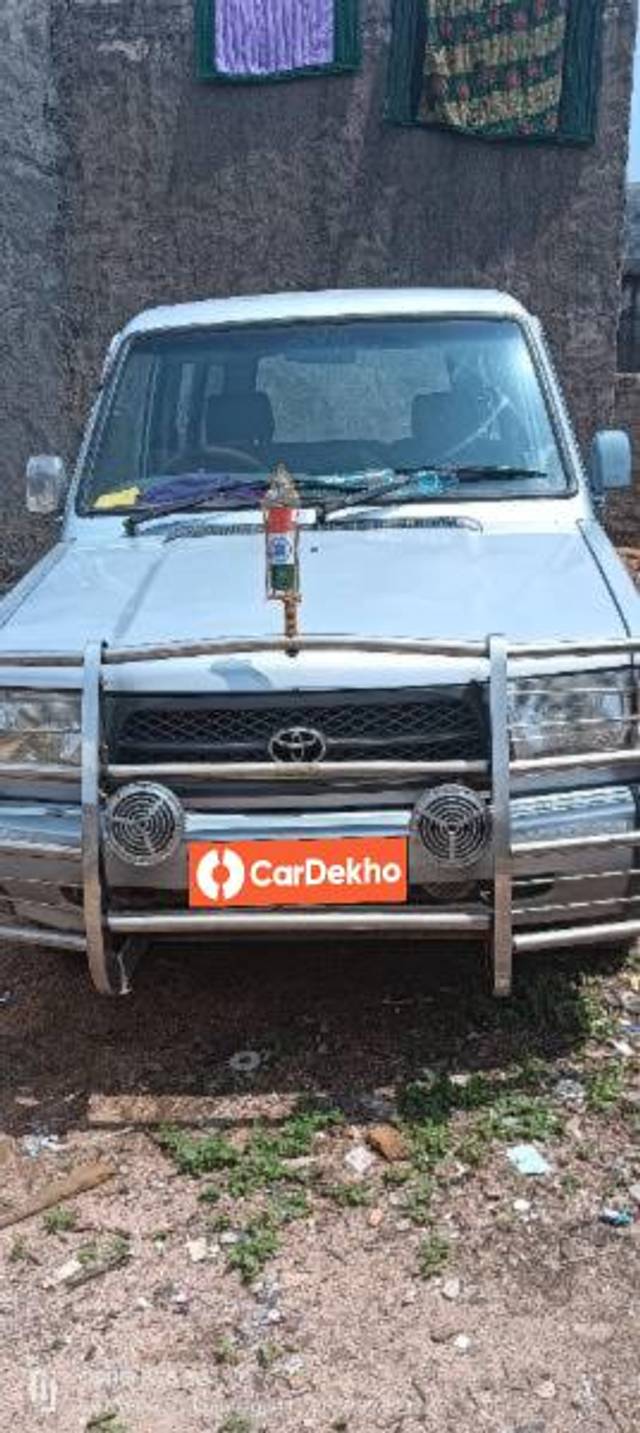 https://images10.gaadi.com/usedcar_image/3629535/original/processed_397da71c-e1ab-408e-ad1a-31a220dfcd84.jpg?imwidth=6400