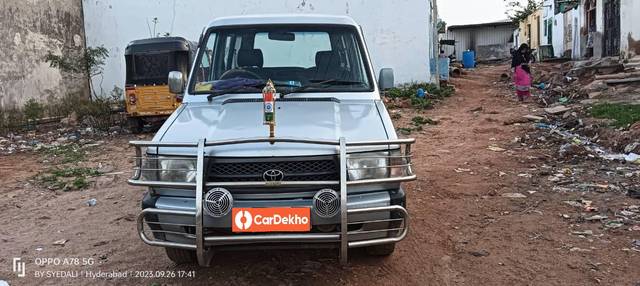 https://images10.gaadi.com/usedcar_image/3629535/original/processed_71e5cf0b-d72b-4f09-b196-b16756686e72.jpg?imwidth=6402