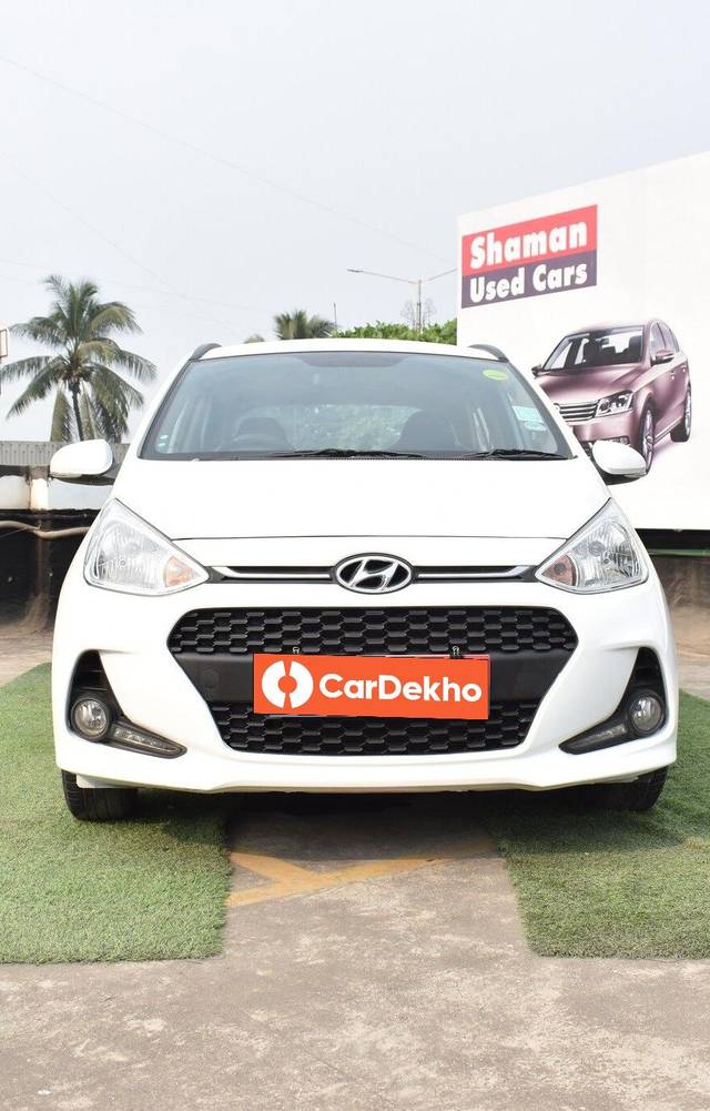 https://images10.gaadi.com/usedcar_image/3629697/original/processed_img2895524__used_car_2895524_1697713725.JPG?imwidth=6401