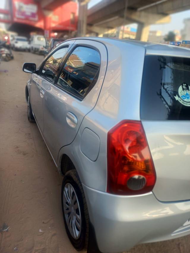 https://images10.gaadi.com/usedcar_image/3629762/original/processed_img2895567__used_car_2895567_1697714804.jpg?imwidth=6402