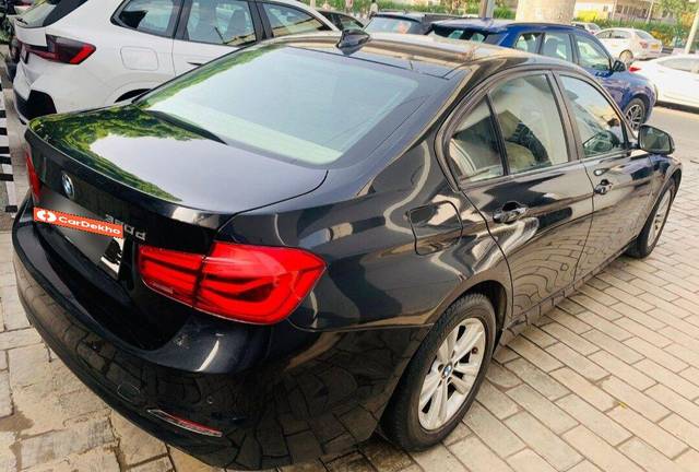 https://images10.gaadi.com/usedcar_image/3629791/original/processed_img2895593__used_car_2895593_1697715137.jpg?imwidth=6401
