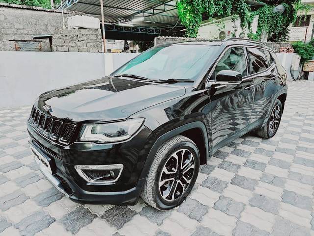 https://images10.gaadi.com/usedcar_image/3629871/original/processed_img2895638__used_car_2895638_1697717486.jpg?imwidth=6400