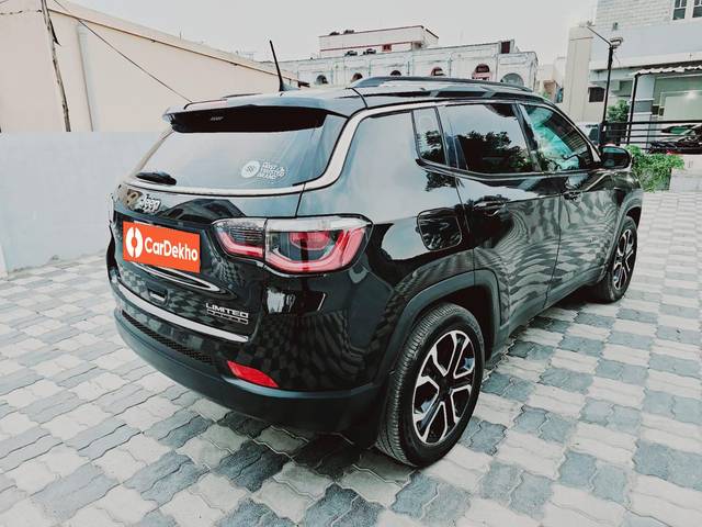 https://images10.gaadi.com/usedcar_image/3629871/original/processed_img2895638__used_car_2895638_1697717508.jpg?imwidth=6402