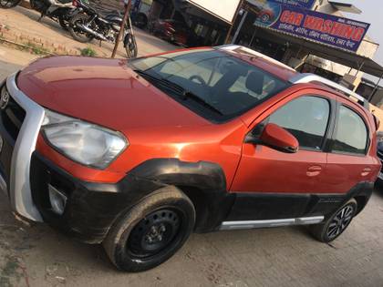 Toyota Etios Cross 1.2L G Toyota Etios Cross 1.2L G