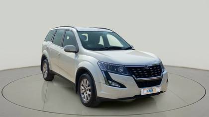 Mahindra XUV500 W7 Mahindra XUV500 W7