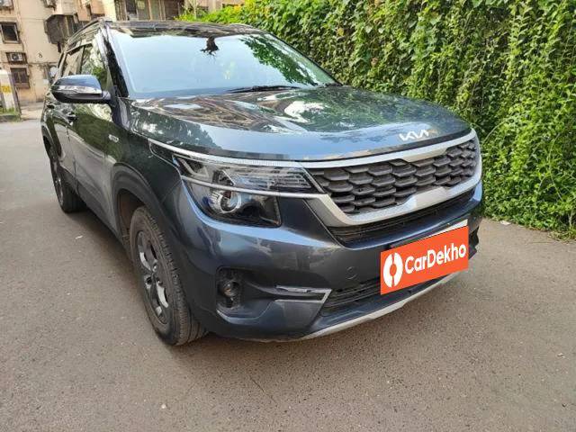 https://images10.gaadi.com/usedcar_image/3630301/original/processed_2867bac4-5049-46ad-9f9c-d4833864581e.jpg?imwidth=6400