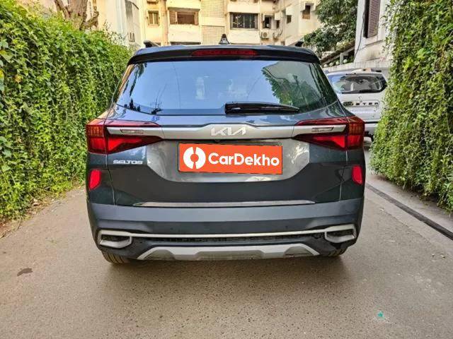 https://images10.gaadi.com/usedcar_image/3630301/original/processed_3d3dc35c-ddc9-417c-94f5-56f84c73e67f.jpg?imwidth=6402