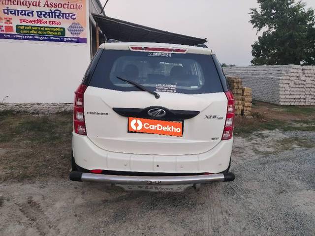 https://images10.gaadi.com/usedcar_image/3630310/original/processed_e13732a1-1540-468a-99b3-44b9034a3e55.jpg?imwidth=6402