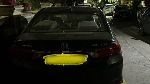 https://images10.gaadi.com/usedcar_image/3630386/original/processed_2384cbe8-8cba-4687-b1ac-7edc8515cc05.jpeg?imwidth=6401