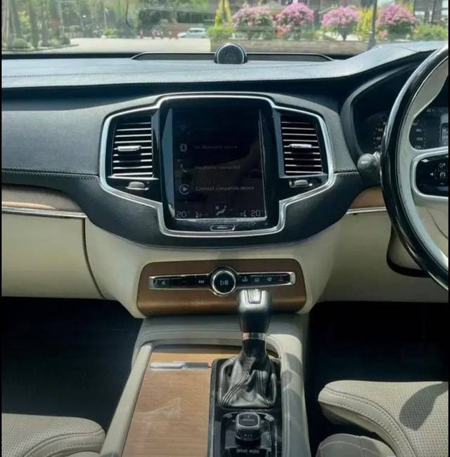 https://images10.gaadi.com/usedcar_image/3630391/original/img2895939__used_car_2895939_1697732748.jpg?imwidth=6402