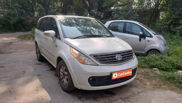 https://images10.gaadi.com/usedcar_image/3630643/original/processed_1fa5c33e-a072-4389-b5cc-292a8d8860d8.jpg?imwidth=6400