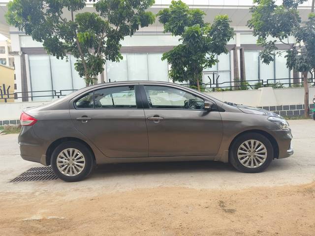 https://images10.gaadi.com/usedcar_image/3630683/original/img2896021__used_car_2896021_1697779109.jpg?imwidth=6401