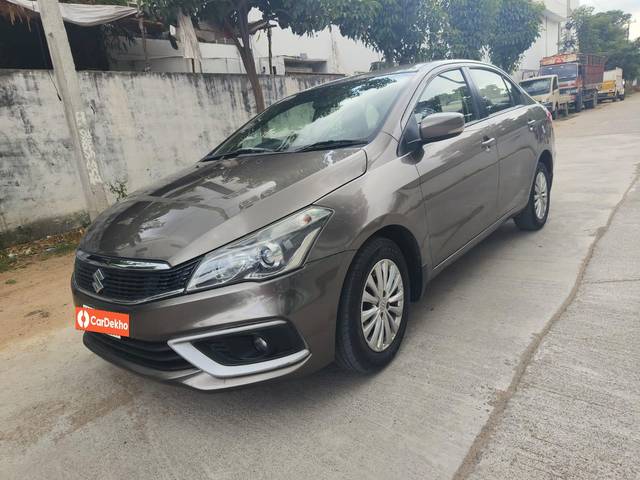 https://images10.gaadi.com/usedcar_image/3630683/original/processed_img2896021__used_car_2896021_1697779096.jpg?imwidth=6400