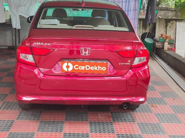 https://images10.gaadi.com/usedcar_image/3630726/original/processed_ac089307-076b-486d-88f6-6a2fb433fe95.jpg?imwidth=6401