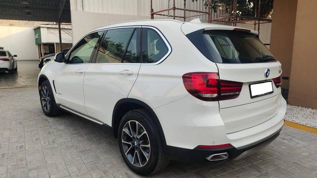 https://images10.gaadi.com/usedcar_image/3630757/original/processed_img2896073__usedcar_1_7__10151697781461_1697781604.jpeg?imwidth=6402
