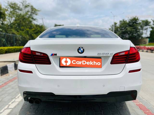 https://images10.gaadi.com/usedcar_image/3630853/original/processed_img2896143__used_car_2896143_1697784135.jpg?imwidth=6402
