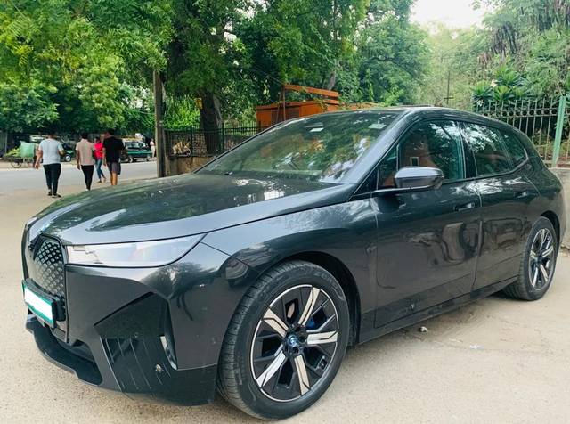 https://images10.gaadi.com/usedcar_image/3630917/original/img2896192__usedcar_photo_2023_08_30_19_00_49_1_3511697786167_1697786527.jpg?imwidth=6401