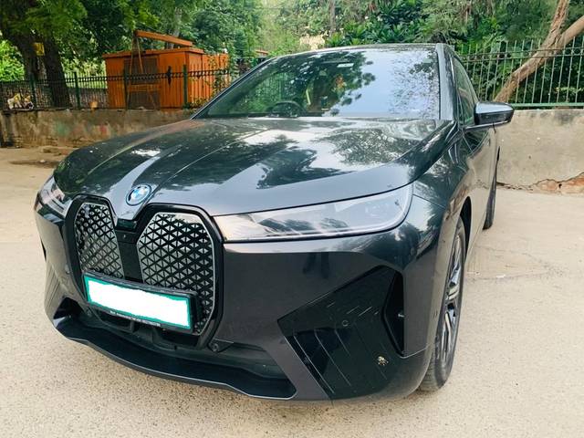 https://images10.gaadi.com/usedcar_image/3630917/original/img2896192__usedcar_photo_2023_08_30_19_00_49_3511697786167_1697786527.jpg?imwidth=6400