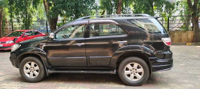 https://images10.gaadi.com/usedcar_image/3630930/original/13__VCC_IMG_1697179623992_1803968_95_1697180050.jpg?imwidth=6401