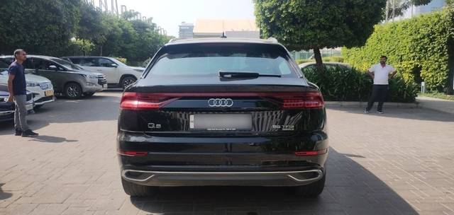 https://images10.gaadi.com/usedcar_image/3631041/original/13__VCC_1804015_96_1697184572.jpg?imwidth=6402