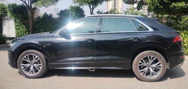 https://images10.gaadi.com/usedcar_image/3631041/original/13__VCC_IMG_1697183524542_1804015_95_1697183791.jpg?imwidth=6401