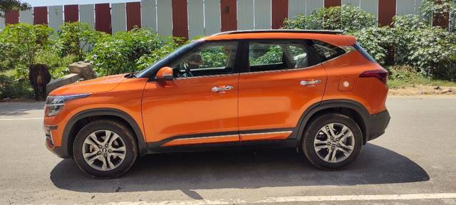 https://images10.gaadi.com/usedcar_image/3631049/original/13__VCC_IMG_1697181876466_1803996_95_1697181976.jpg?imwidth=6401