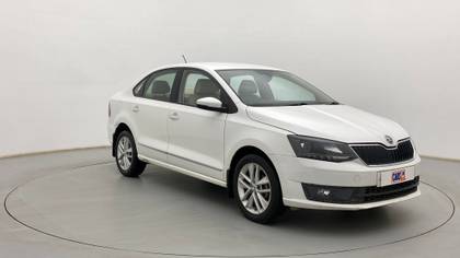 Skoda Rapid 1.5 TDI AT Style BSIV Skoda Rapid 1.5 TDI AT Style BSIV