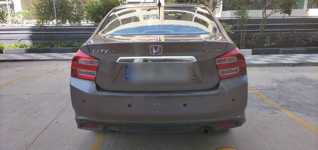 https://images10.gaadi.com/usedcar_image/3631173/original/13__VCC_1804030_96_1697185744.jpg?imwidth=6402