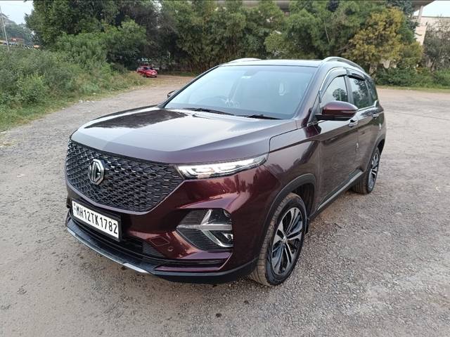 https://images10.gaadi.com/usedcar_image/3631214/original/589822__cover_image-20231014191425.jpg?imwidth=6400