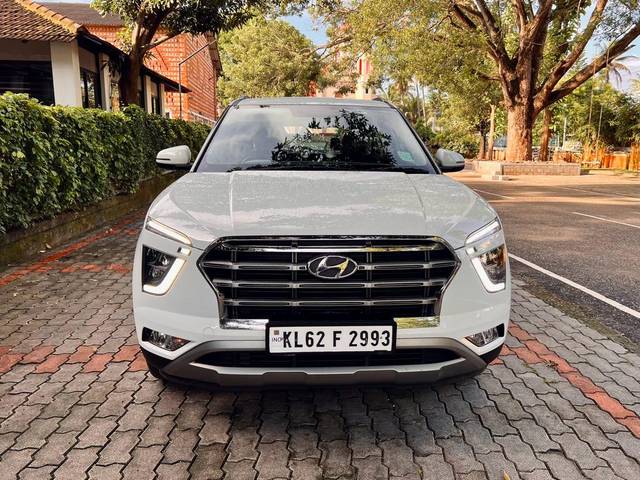https://images10.gaadi.com/usedcar_image/3631217/original/589653__cover_image-20231014125851.jpg?imwidth=6400