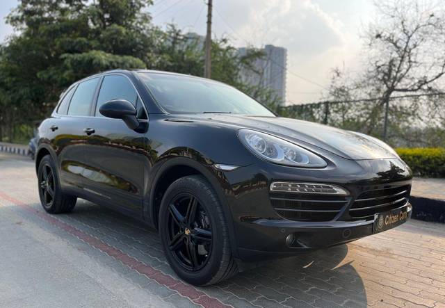 https://images10.gaadi.com/usedcar_image/3631547/original/processed_img2896681__used_car_2896681_1697802730.jpg?imwidth=6400