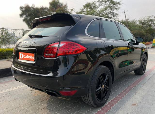 https://images10.gaadi.com/usedcar_image/3631547/original/processed_img2896681__used_car_2896681_1697802734.jpg?imwidth=6401